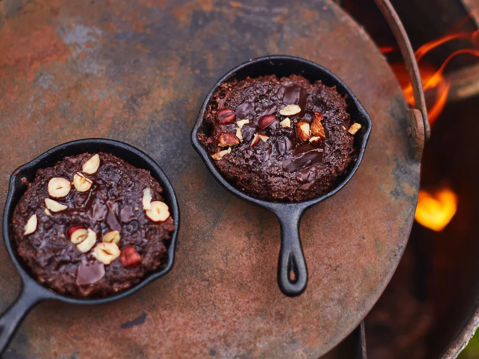 Fudgy chocolate and hazelnut pan brownie