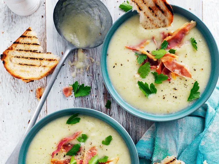 Cauliflower and courgette soup