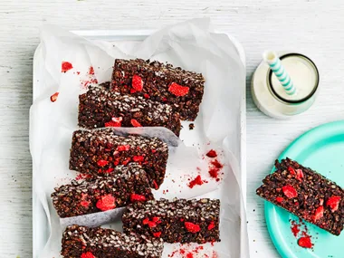 No-choc crackle slice