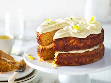 Flourless carrot and almond spice cake
