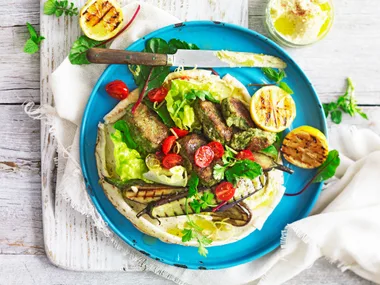 Falafel wraps