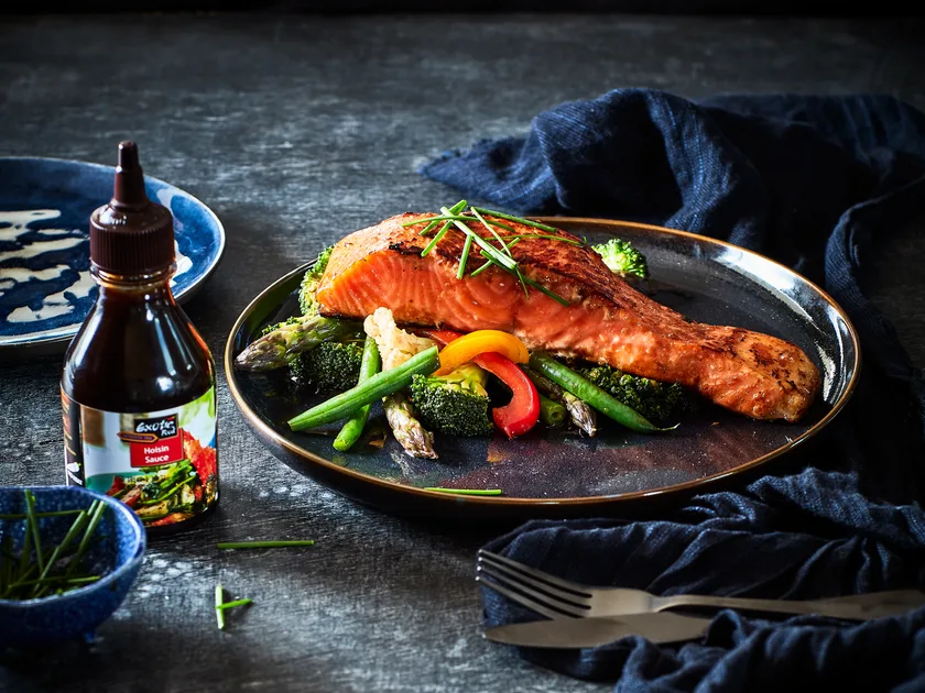 Hoisin salmon fillets with wok-fried vegetables