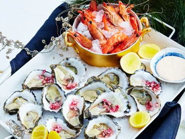 Prawn and oyster platter