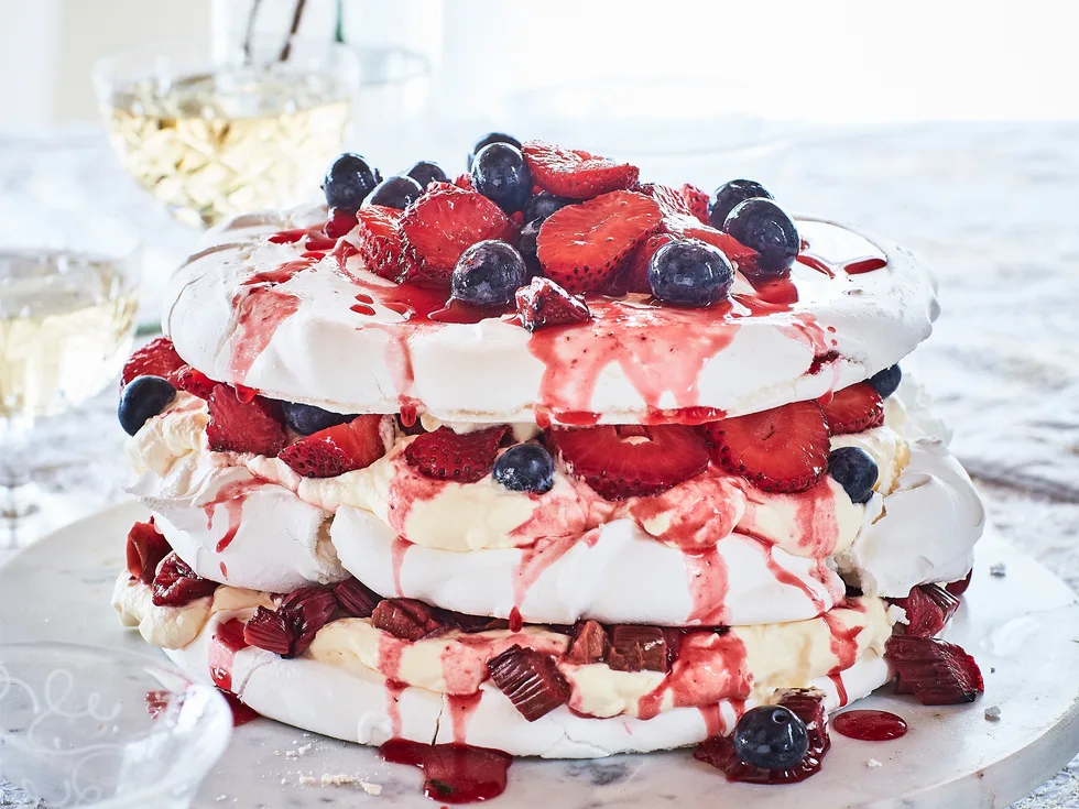 Meringue and berry layer cake