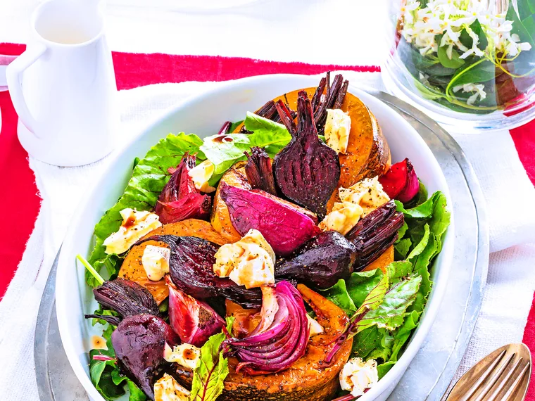 Balsamic pumpkin, beetroot and onion salad
