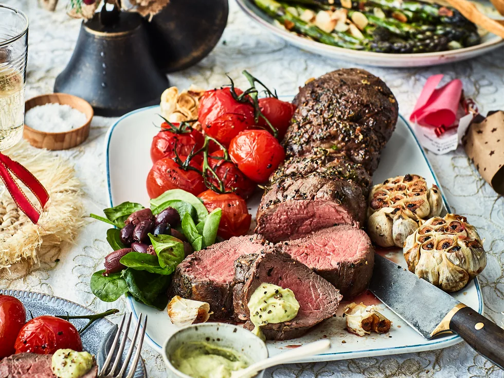 Beef fillet with parmesan basil béarnaise
