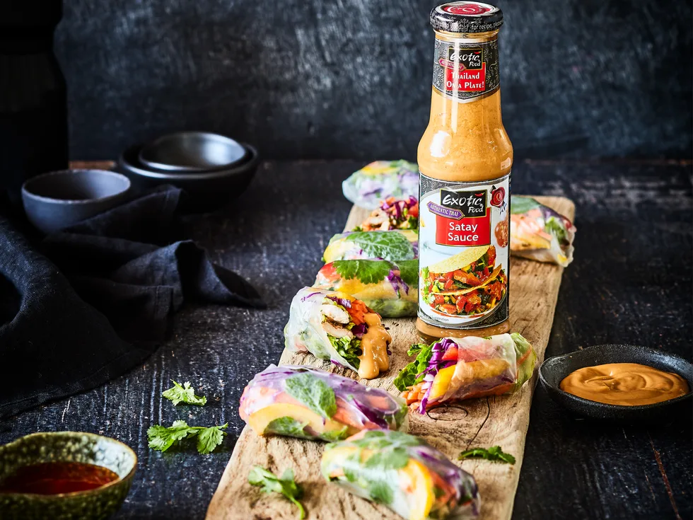 Lemongrass and satay chicken rainbow rolls