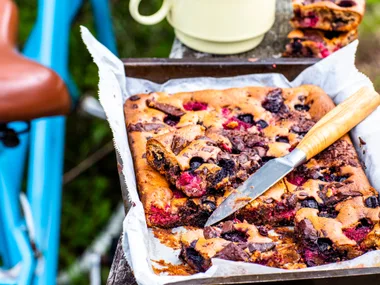 Berry and chunky chocolate slice