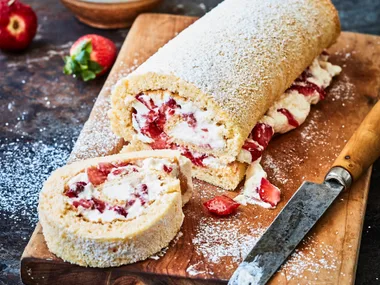 Strawberry shortcake roulade