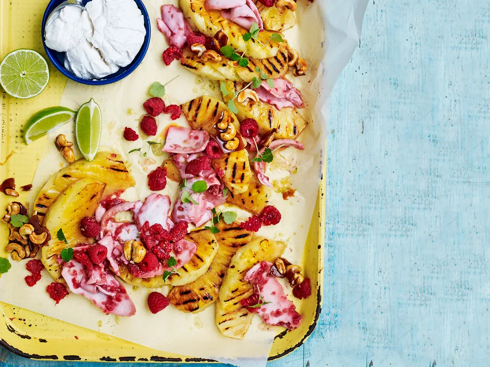 Grilled pineapple with cashew praline