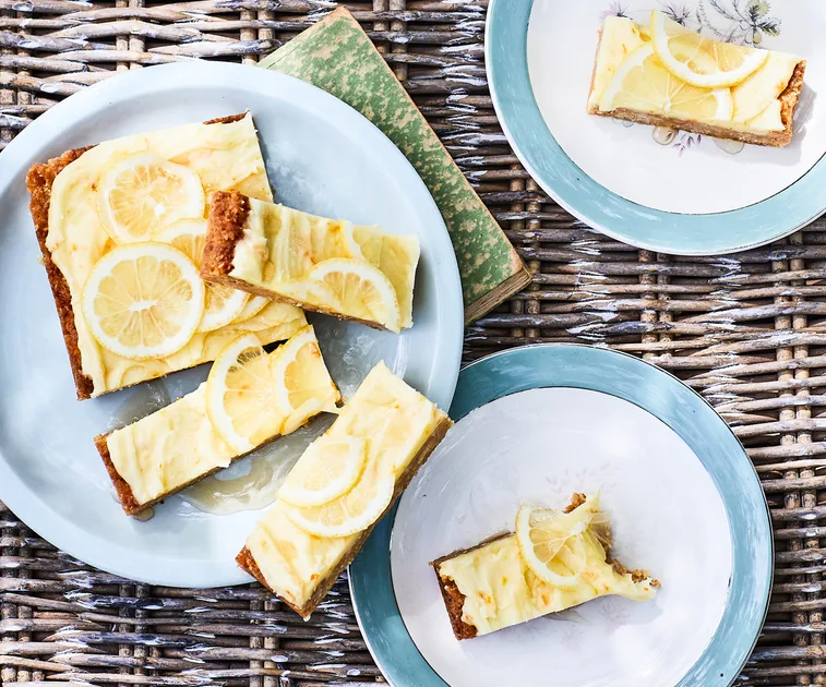Gluten-free coconut citrus slice