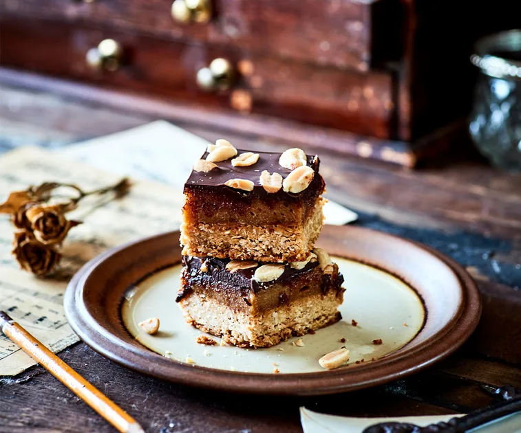 Vegan chocolate, peanut and caramel slice