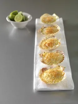 Scallops with champagne mornay sauce