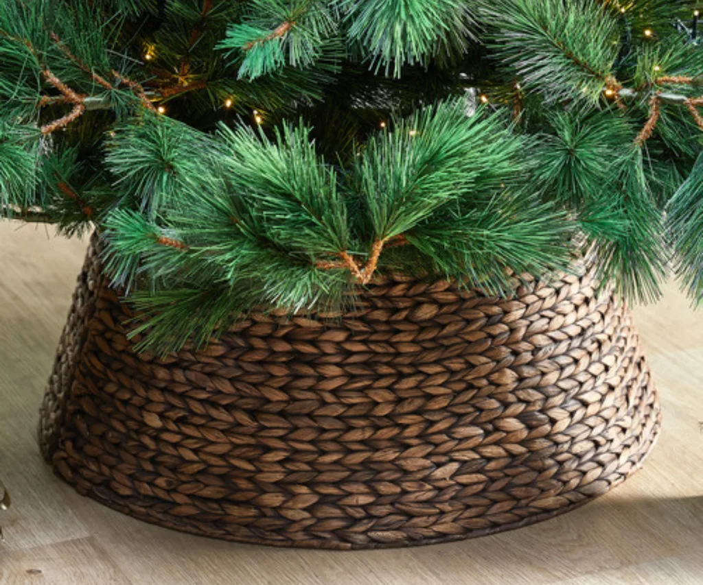 Temple & Webster 74cm Water Hyacinth Christmas tree skirt