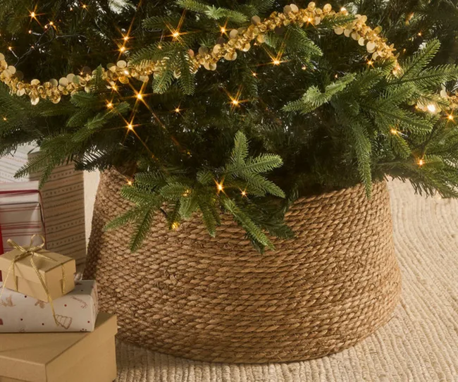 tree skirt made from rattan