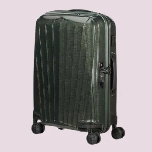 Samsonite MAJOR-LITE carry on 55cm expandable suitcase in climbing ivy colour