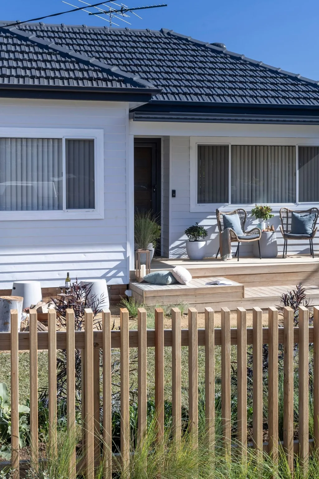 Front of house landscaping ideas: 11 ways to upgrade your garden ...