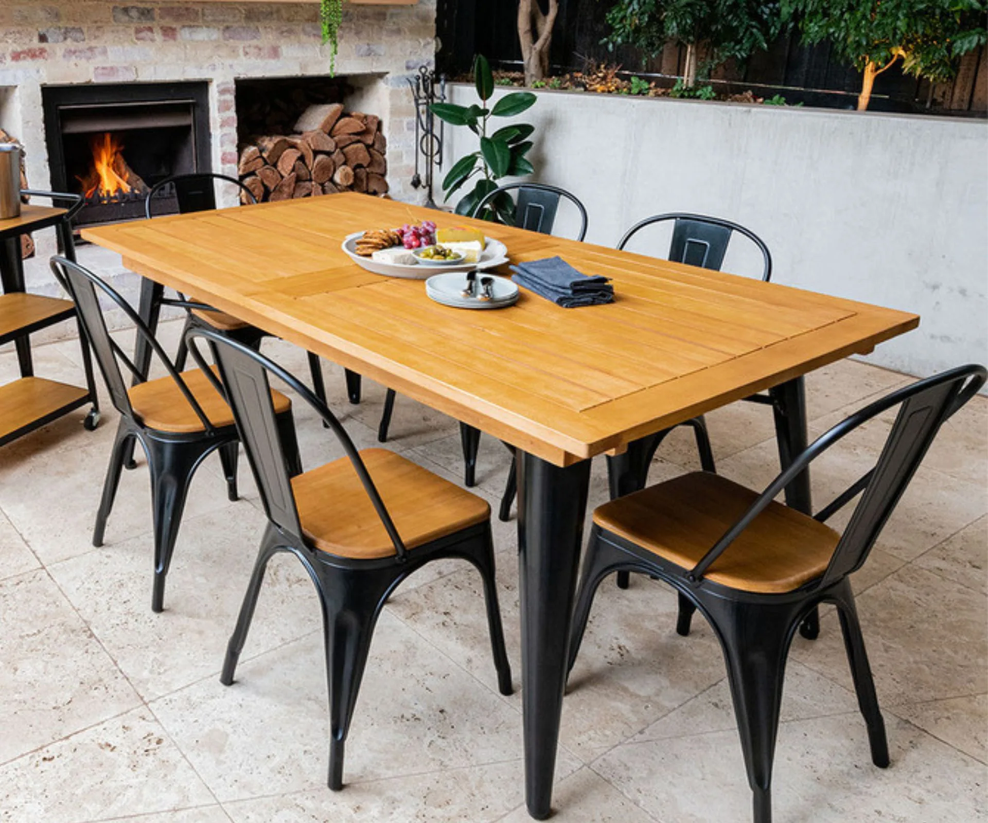 Vince Outdoor Extendable Dining Table