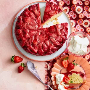 upside down strawberry sour cream cake