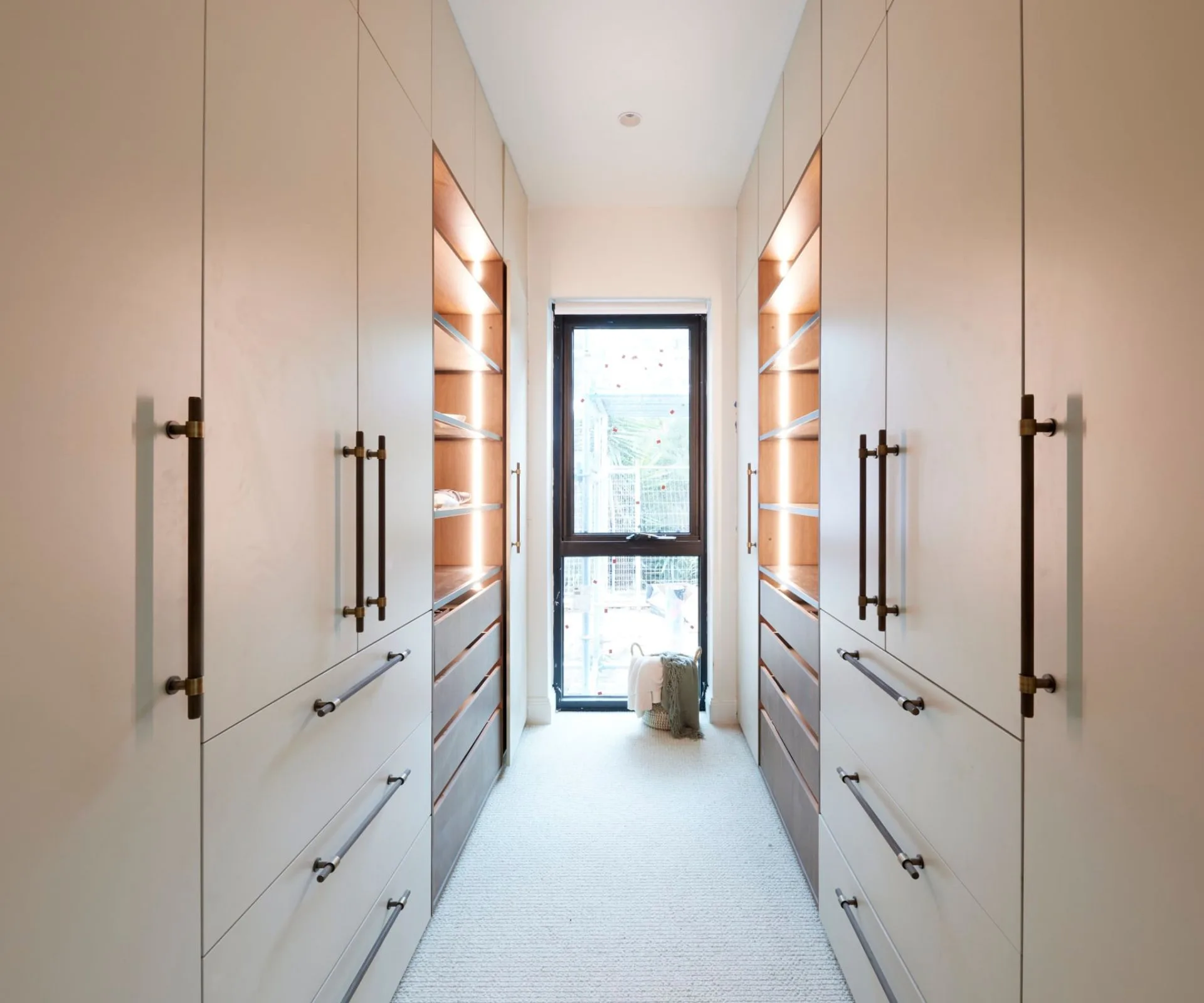 walk in wardrobe
