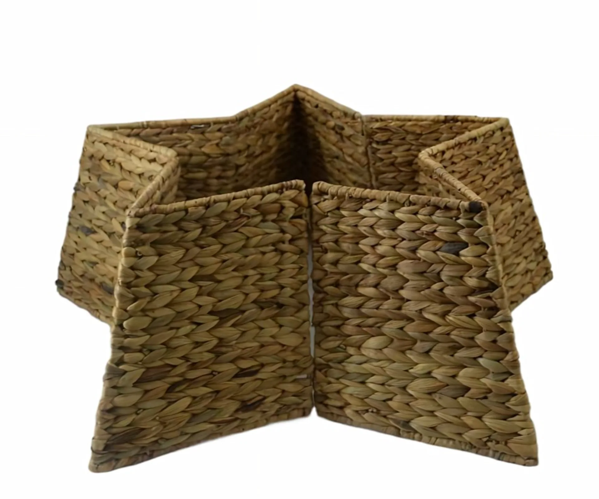 David Jones Collection
Seagrass Star Shape Tree Collar