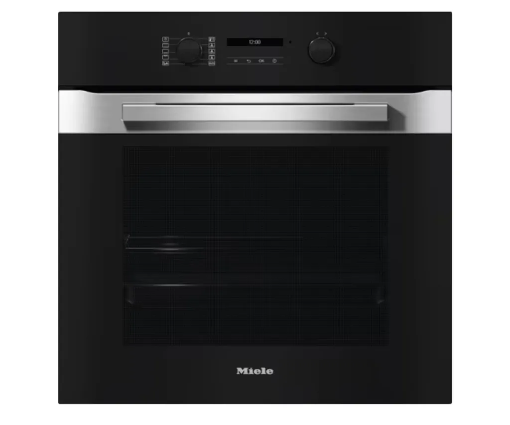 Miele oven with smart features like air fryer setting and automatic programming