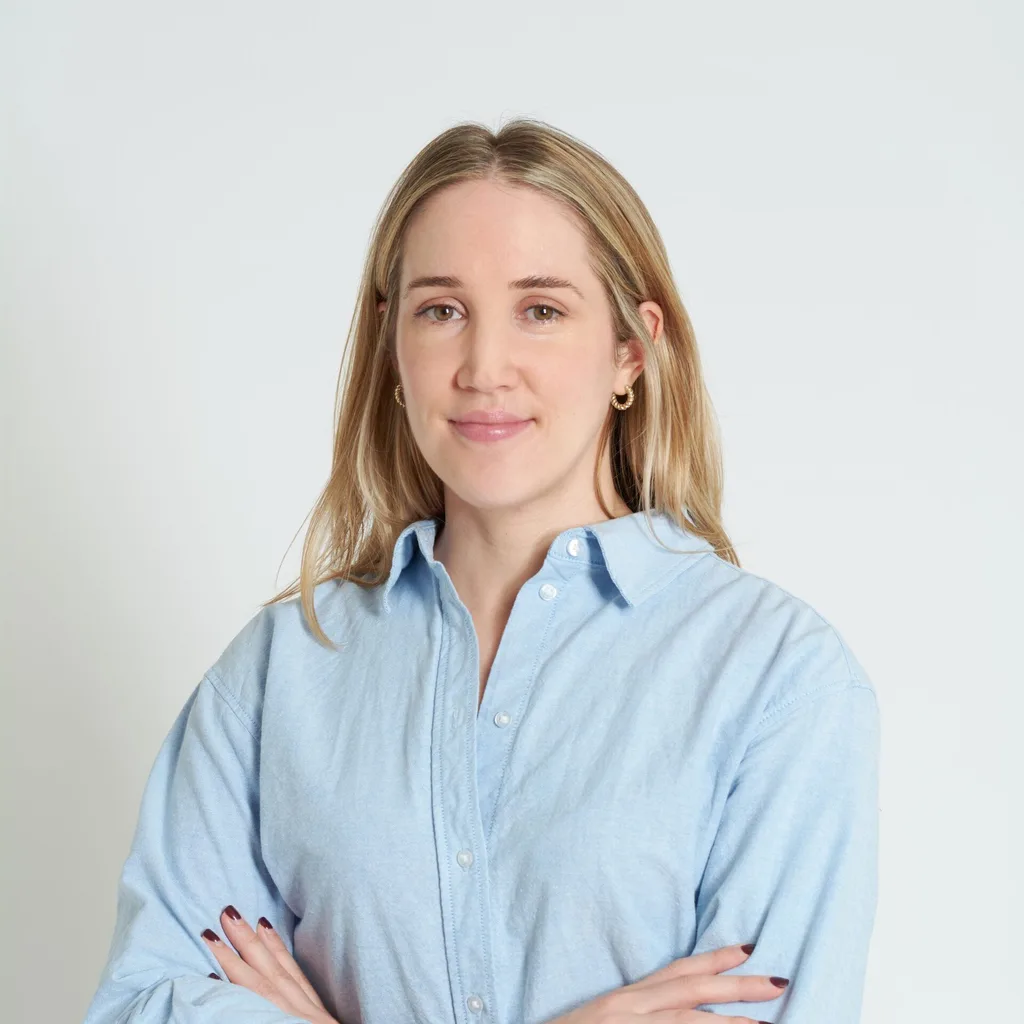 headshot of interior stylist kate lincoln