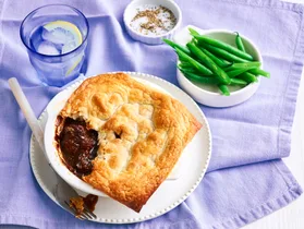 Steak and mushroom pie for one