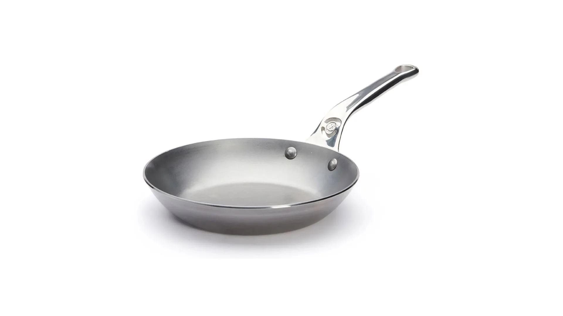 The De Buyer Mineral B Element Pro round frying pan.