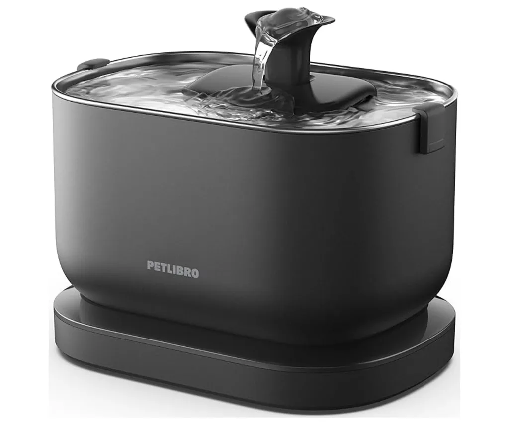 cat water fountain as one of the best pet products amazon