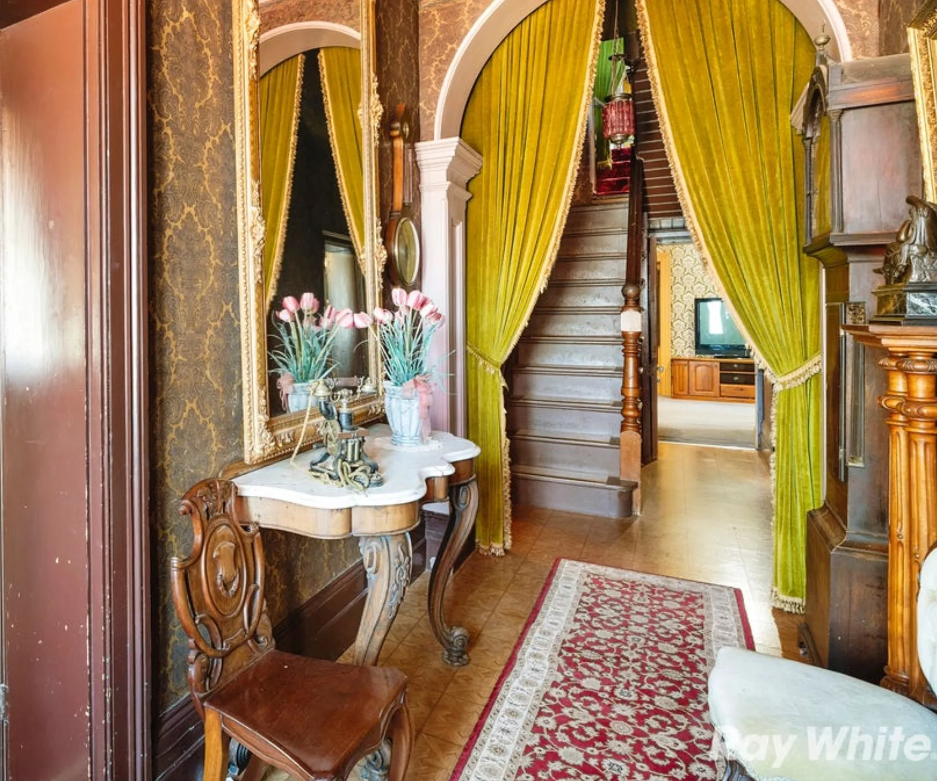 Entryway at Monte Cristo homestead in Junee, NSW