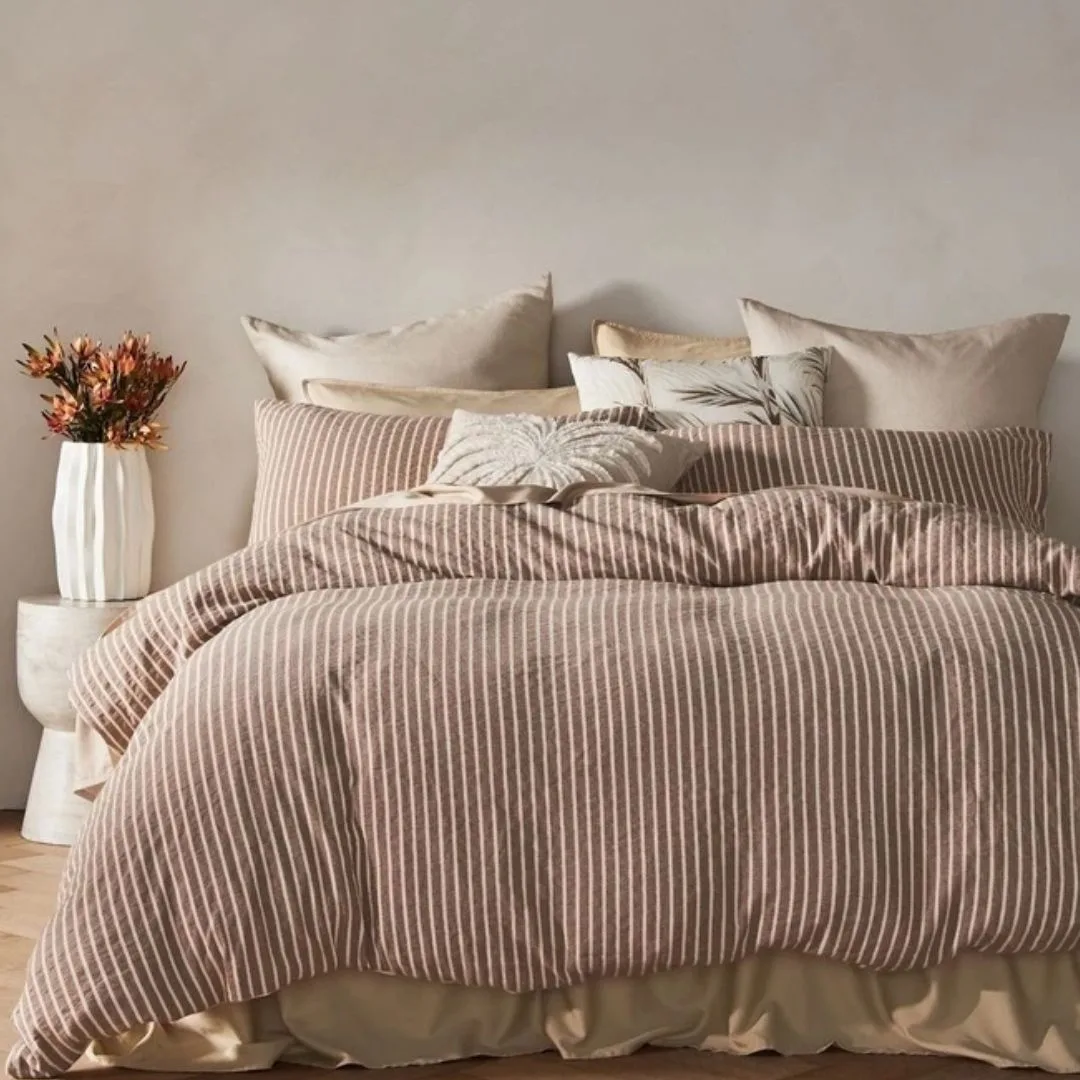 Australian House & Garden Hinterland Cotton Linen Quilt Cover Set in Chocolate