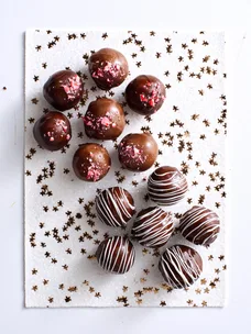 This Christmas chocolate truffle recipe contains no alcohol