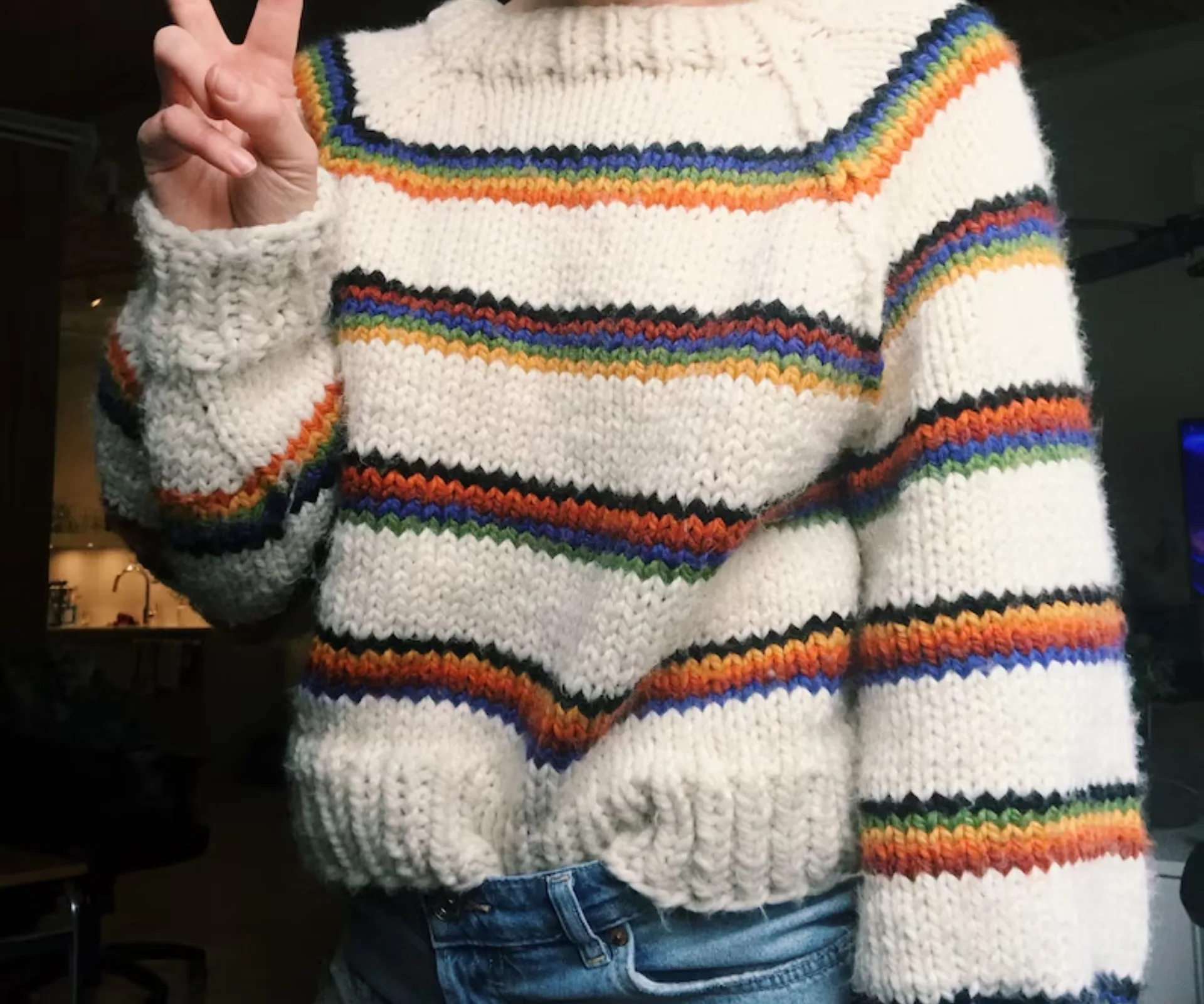 Ski Resort Pullover Knit Pattern by ErinBethCrochet on Etsy, the same pattern attempted by actress Kristen Bell