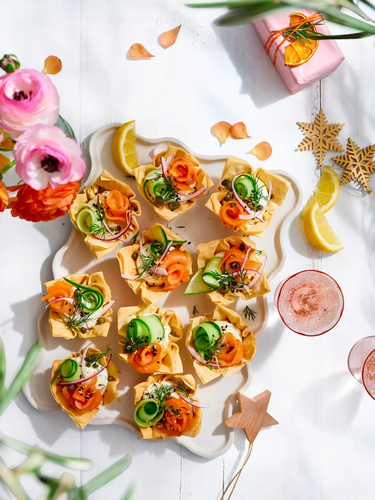 everything bagel cups prep ahead christmas issue