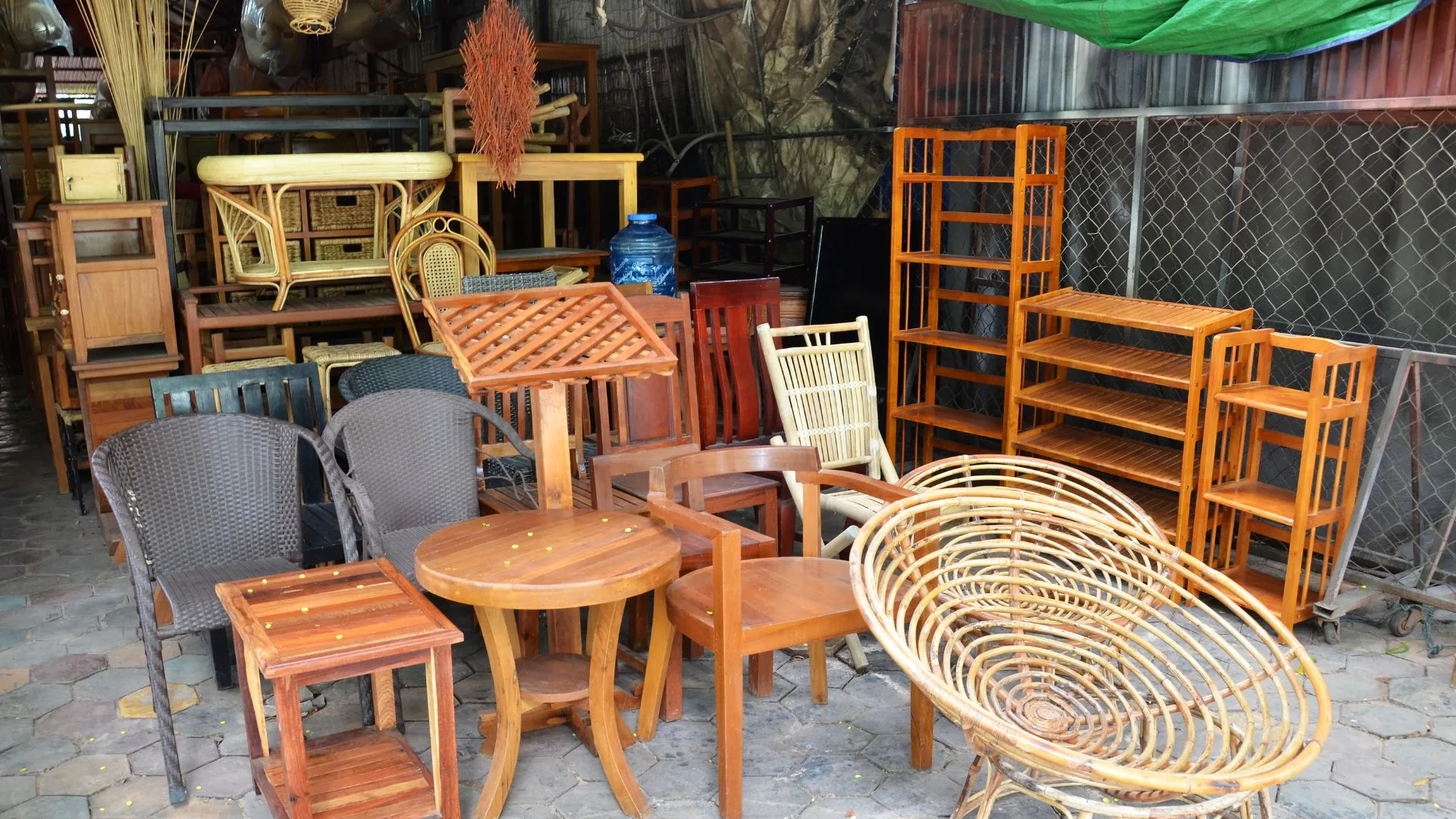second hand furniture