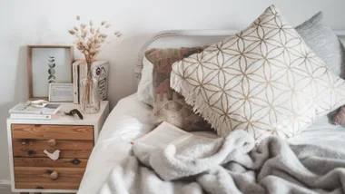 getting yellow stains out of white sheets