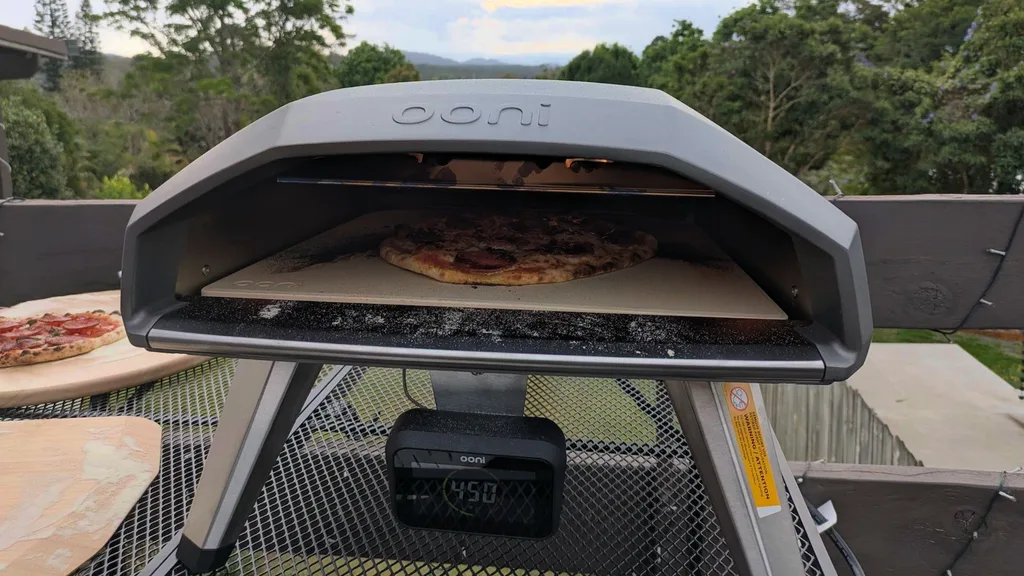Cooking more pizzas in the Ooni Koda 2.
