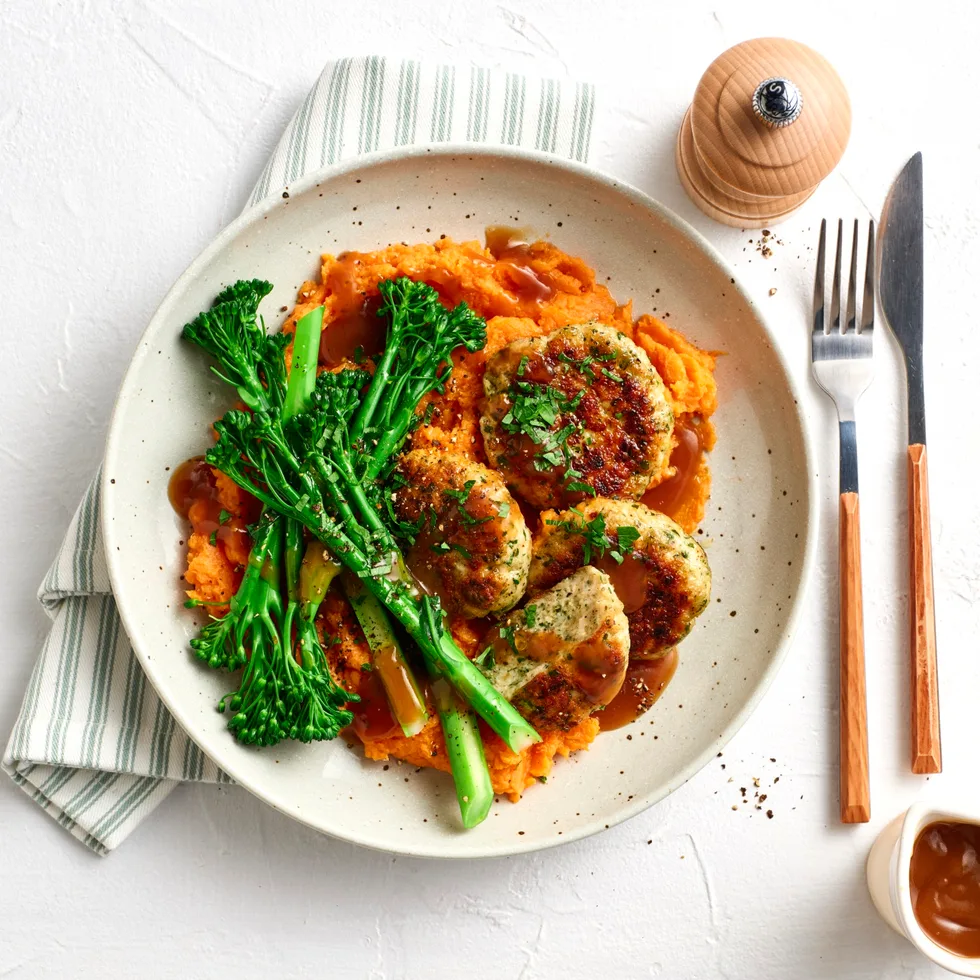 Chicken rissoles with sweet potato mash for one