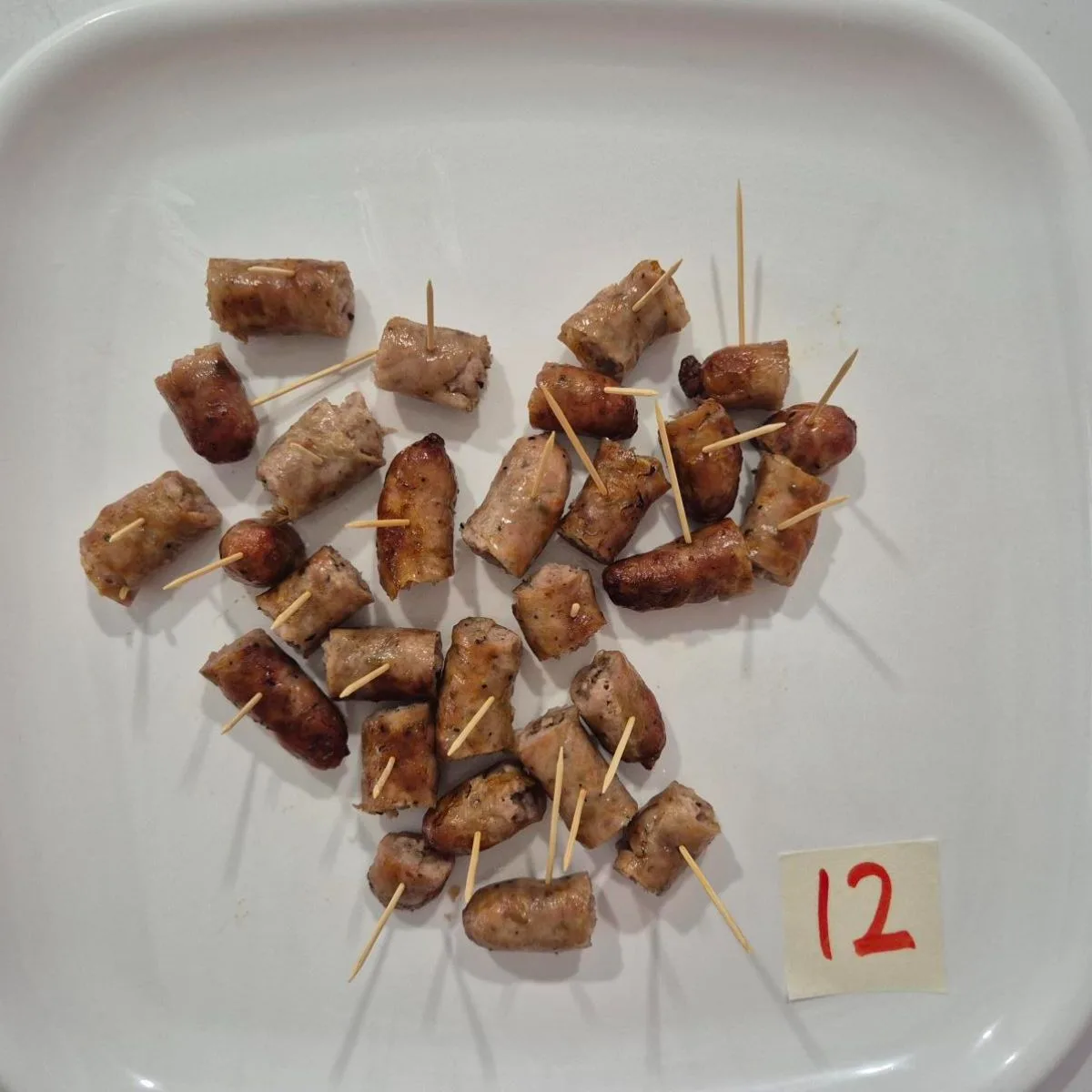 Woolworths Gourmet pork, fennel, and garlic sausages 
