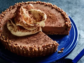 This no-bake cheesecake heroes an iconic Aussie ingredient