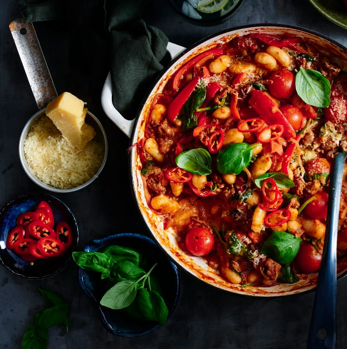 Hearty sausage and capsicum gnocchi one pot