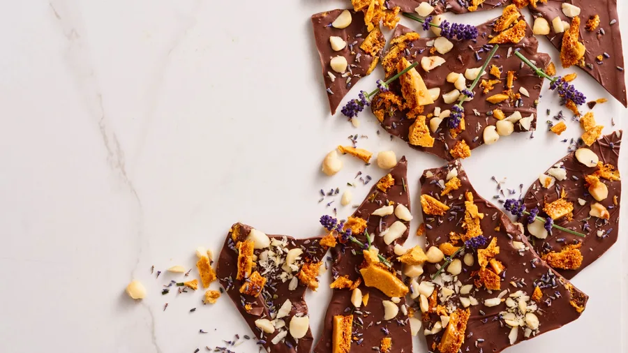 LAVENDER AND HONEYCOMB CHOCOLATE BARK DESSERT RECIPE