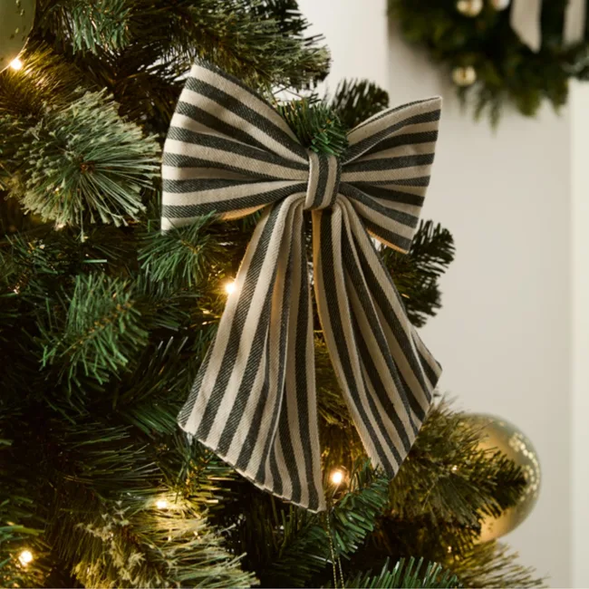 kmart green striped tree bow