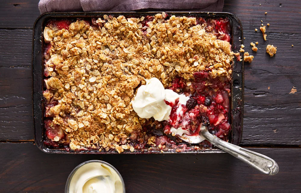 Apple berry crumble