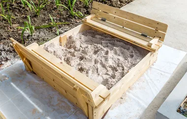 5 DIY Sandpit ideas