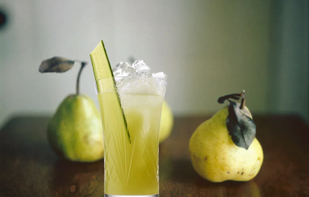 Best ‘pearculiar’ gin fizz cocktail