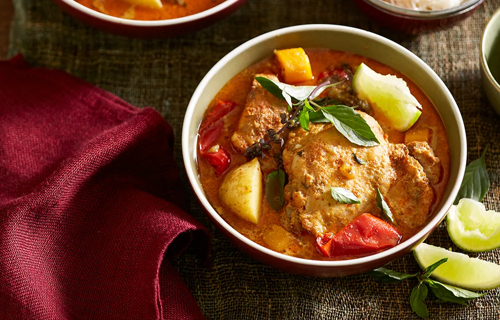 Red chicken curry