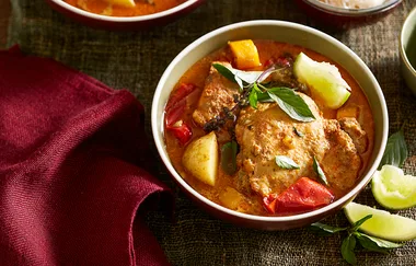 Red chicken curry