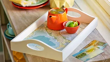 9 unexpected ways to use maps in your home